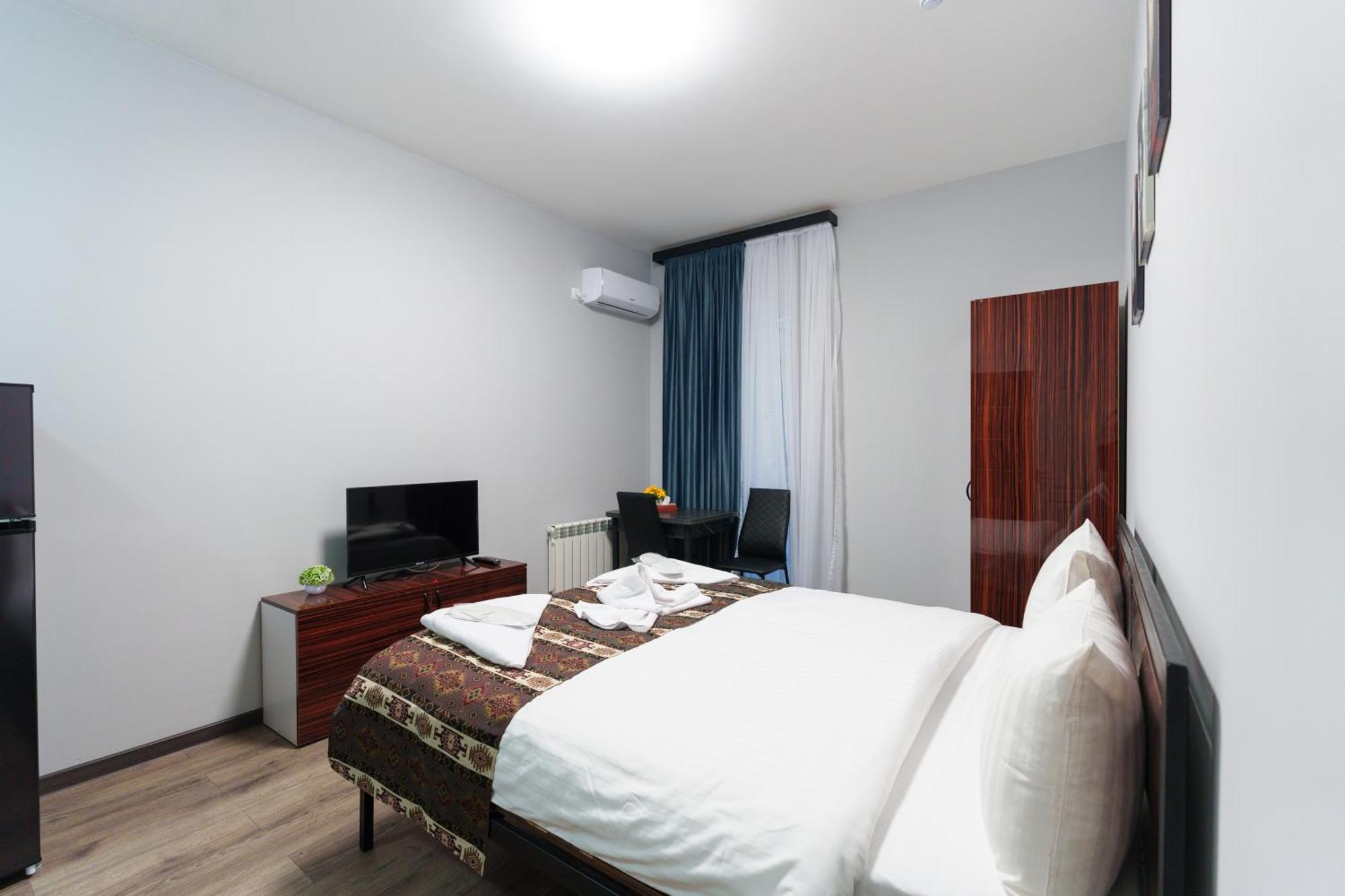 Gh Family Hotel Jerevan Eksteriør billede