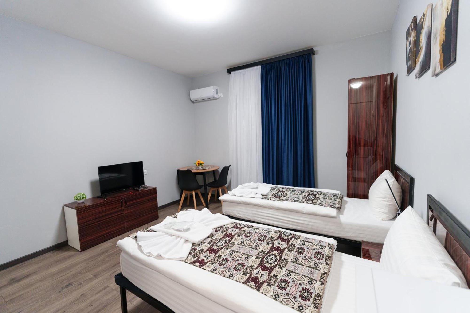 Gh Family Hotel Jerevan Eksteriør billede